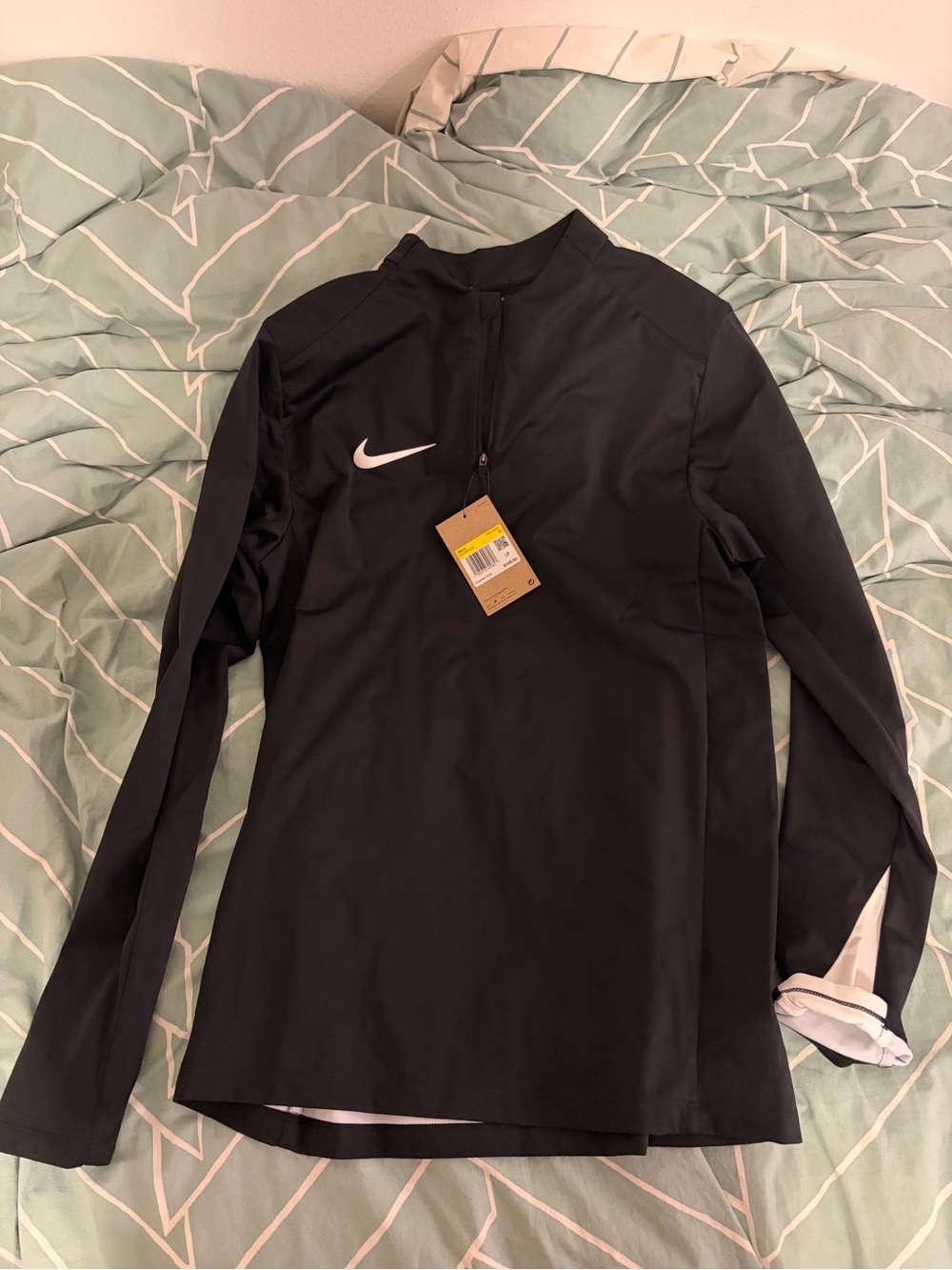Nike Black Women’s Long-Sleeve Half-Zip Training Top